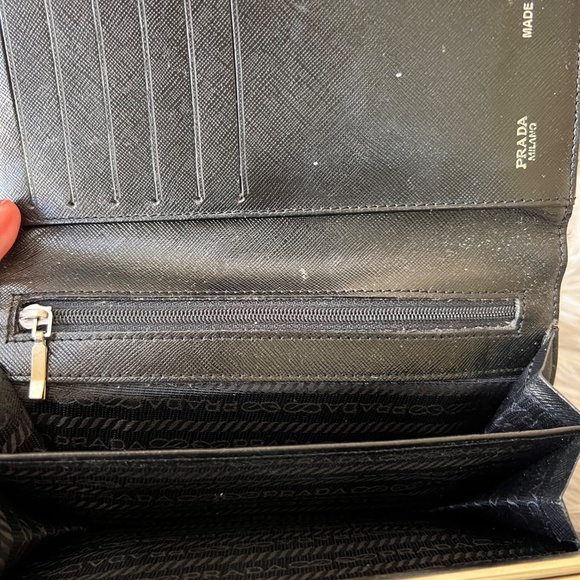 Prada Bi-fold Wallet - Picture 3 of 5